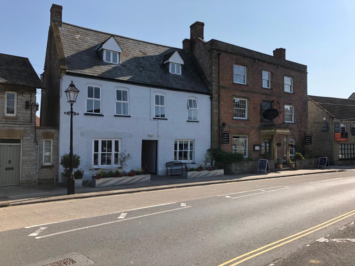The Arms Hotel, Somerset 4*