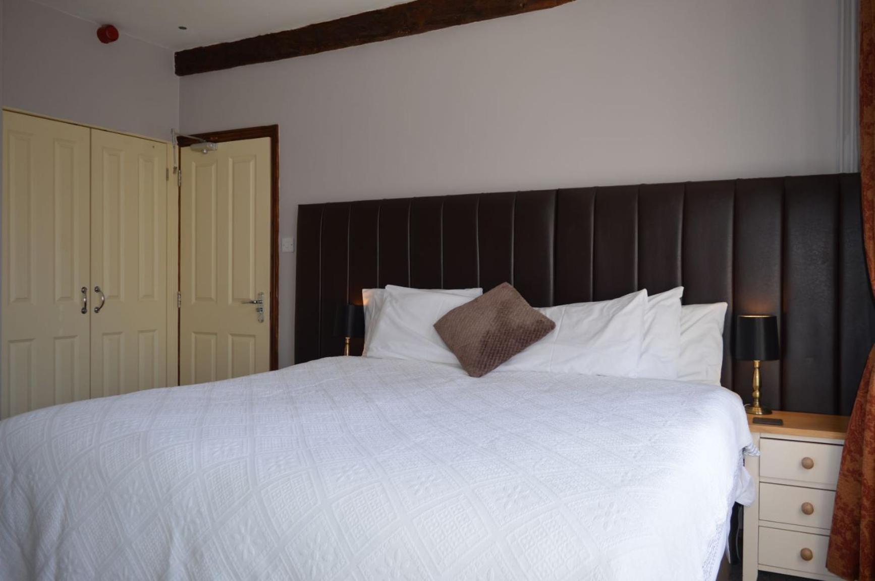 The Arms Hotel, Somerset Мини-отель Ilchester